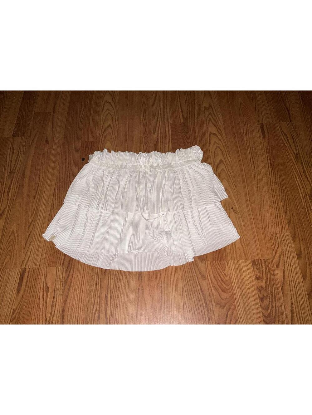 Simply Southern White Tiered Skirt M